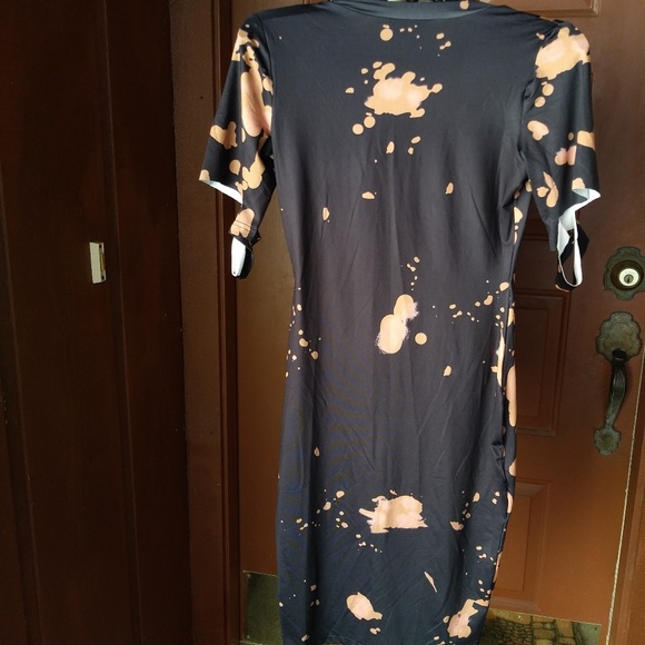 Women dress - Picture 2 of 6